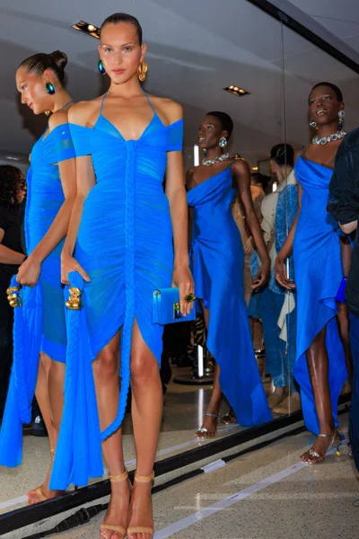 Look 26